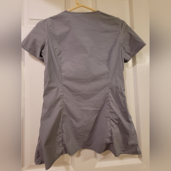 Scrub set - Picture 8 of 16